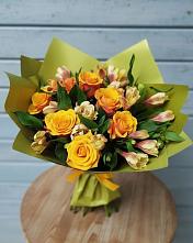 Букет цветов из:  Альстромерии и Розы в Новоселки