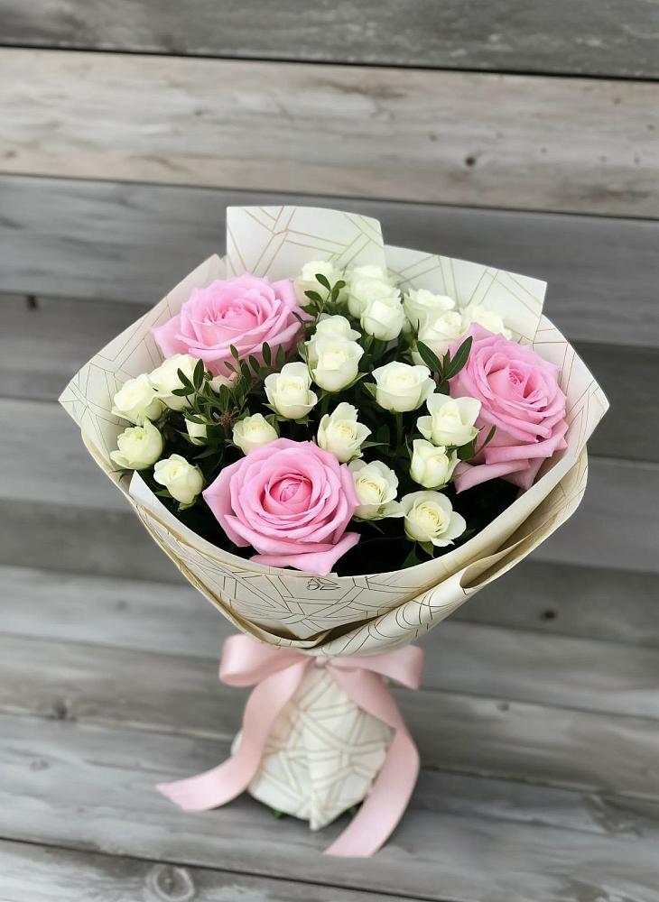 Букет цветов из: Розы в Новоселки