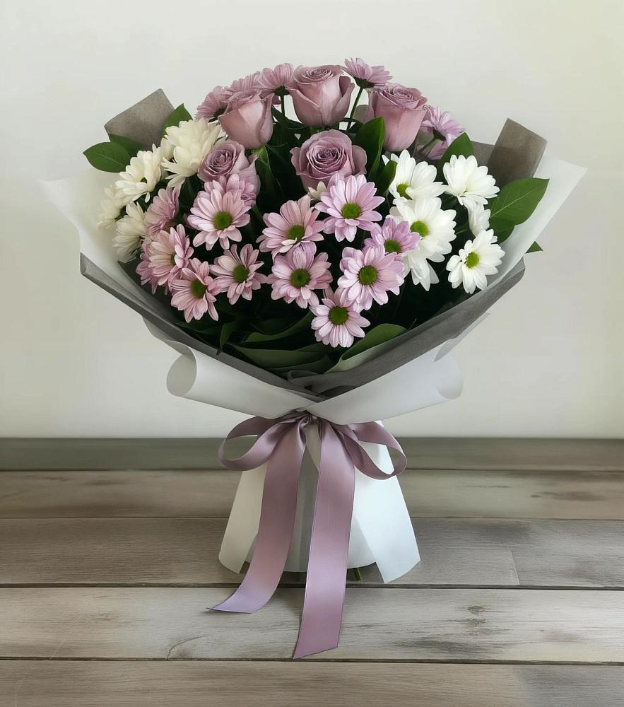 Букет цветов из: Хризантемы и Розы в Новоселки