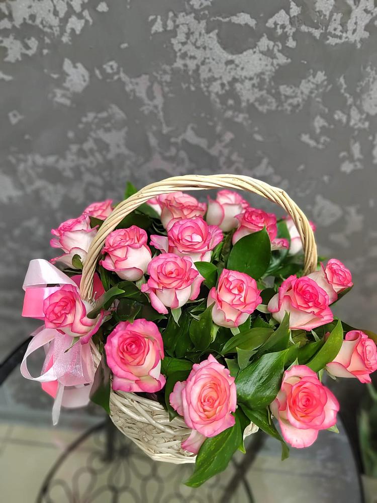 Цветочная композиция из Розы в корзине в Новоселки