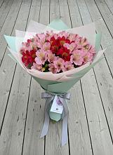 Букет цветов из:  Альстромерии #REPLACE_PRED# Новоселки