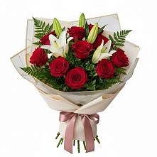 Букет цветов из:  Лилии и Розы в Новоселки