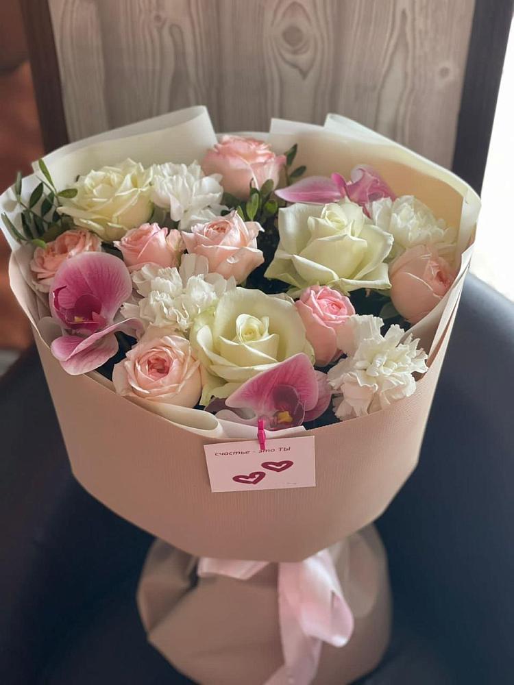 Букет цветов из: Орхидеи, Розы и Гвоздики в Новоселки