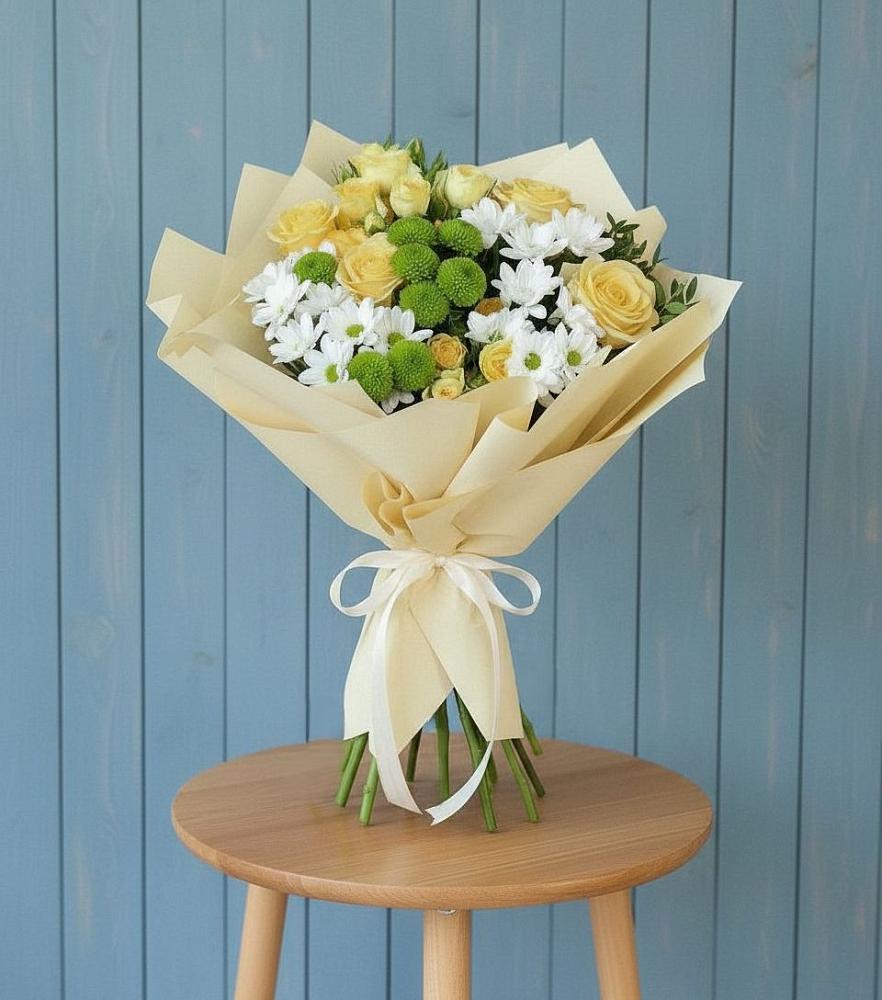 Букет цветов из: Хризантемы и Розы в Новоселки