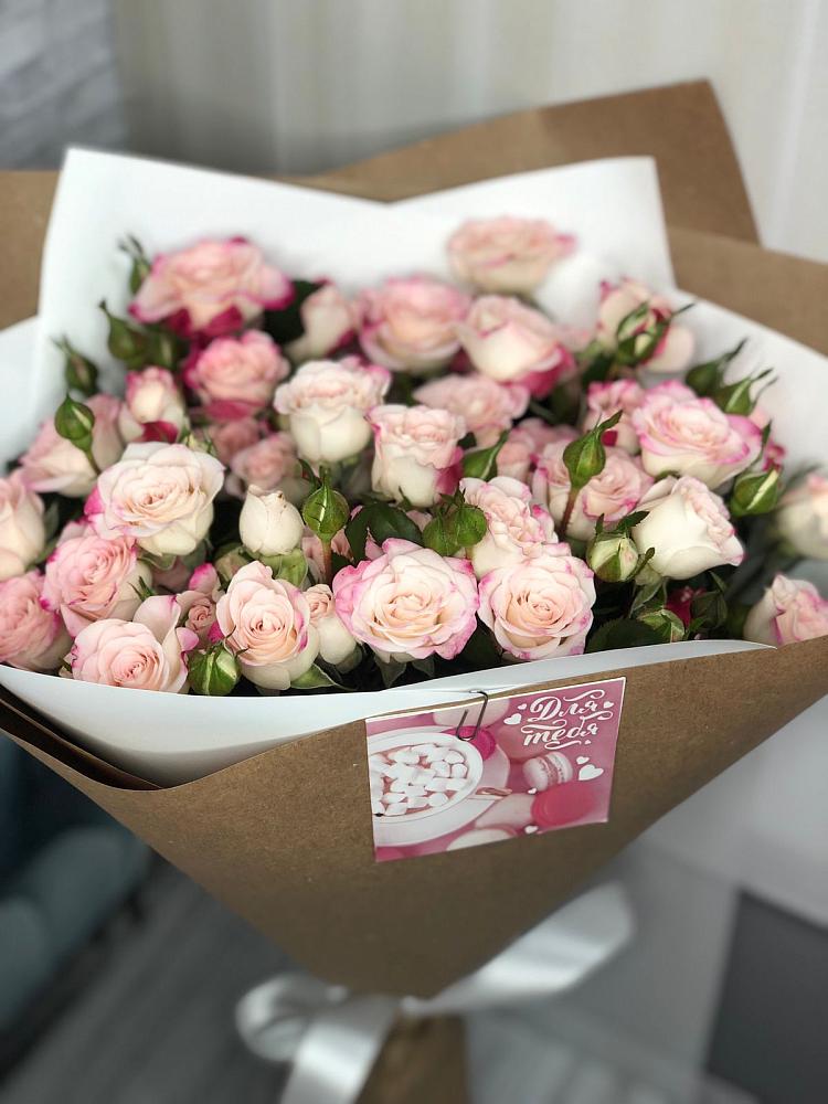 Букет цветов из: Розы в Новоселки