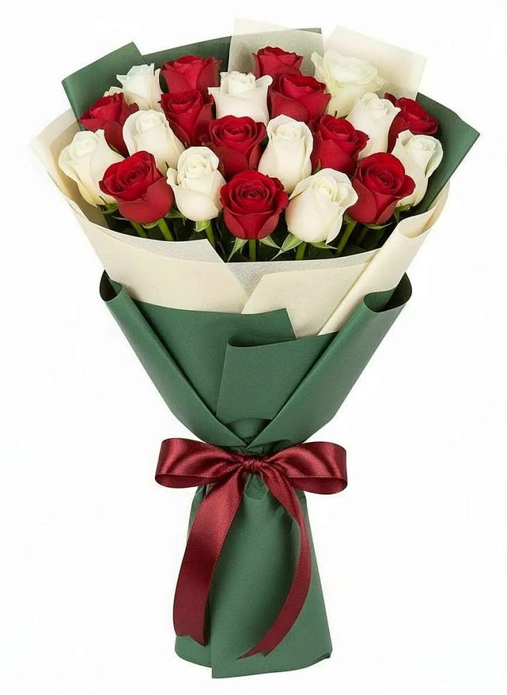 Букет Микс из красных и белых роз в Новоселки