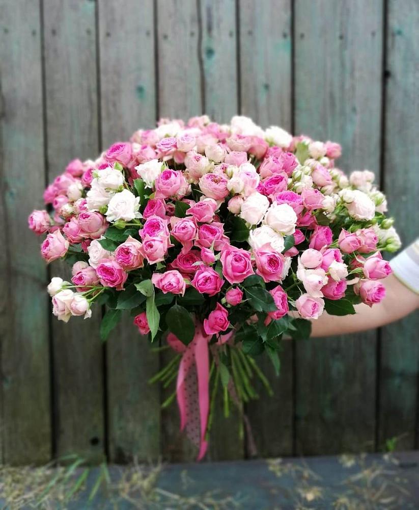 Букет Розовые кустовые розы Натали и Лав Лидия в Новоселки